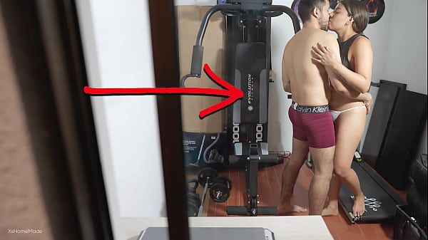 Por qué mis vecinos no cerraron las cortinas?