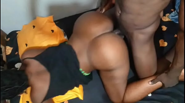 Baise rapide avec ma jeune belle-mère pendant que mon beau-père n’est pas à la maison